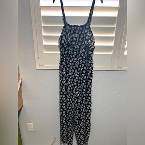 NWT Lane Bryant Floral Navy Blue & White Size 16P Jumpsuit